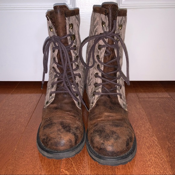 ROXY brown lace-up hiking boots - Picture 2 of 7